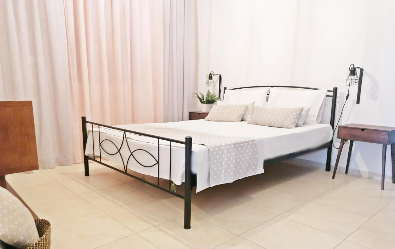 Stavi'S Guesthouse Miloi  Экстерьер фото