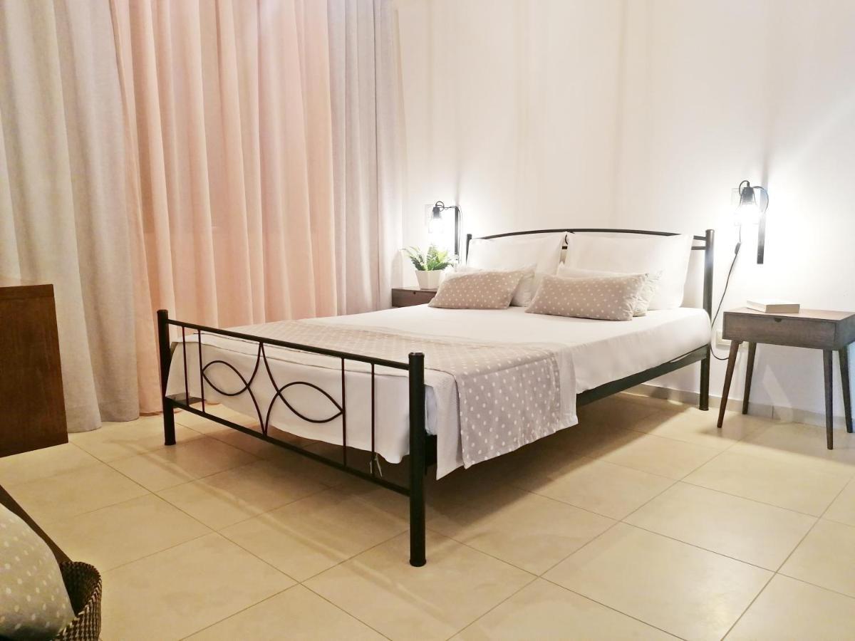 Stavi'S Guesthouse Miloi  Экстерьер фото